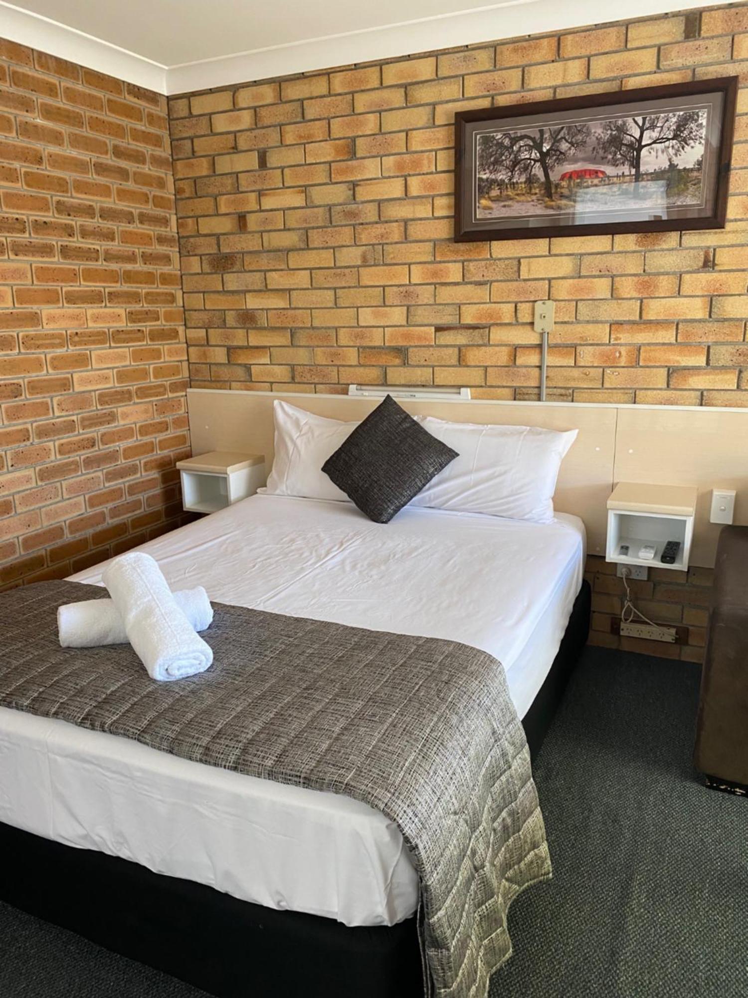 Buckaroo Motor Inn Ворік Екстер'єр фото