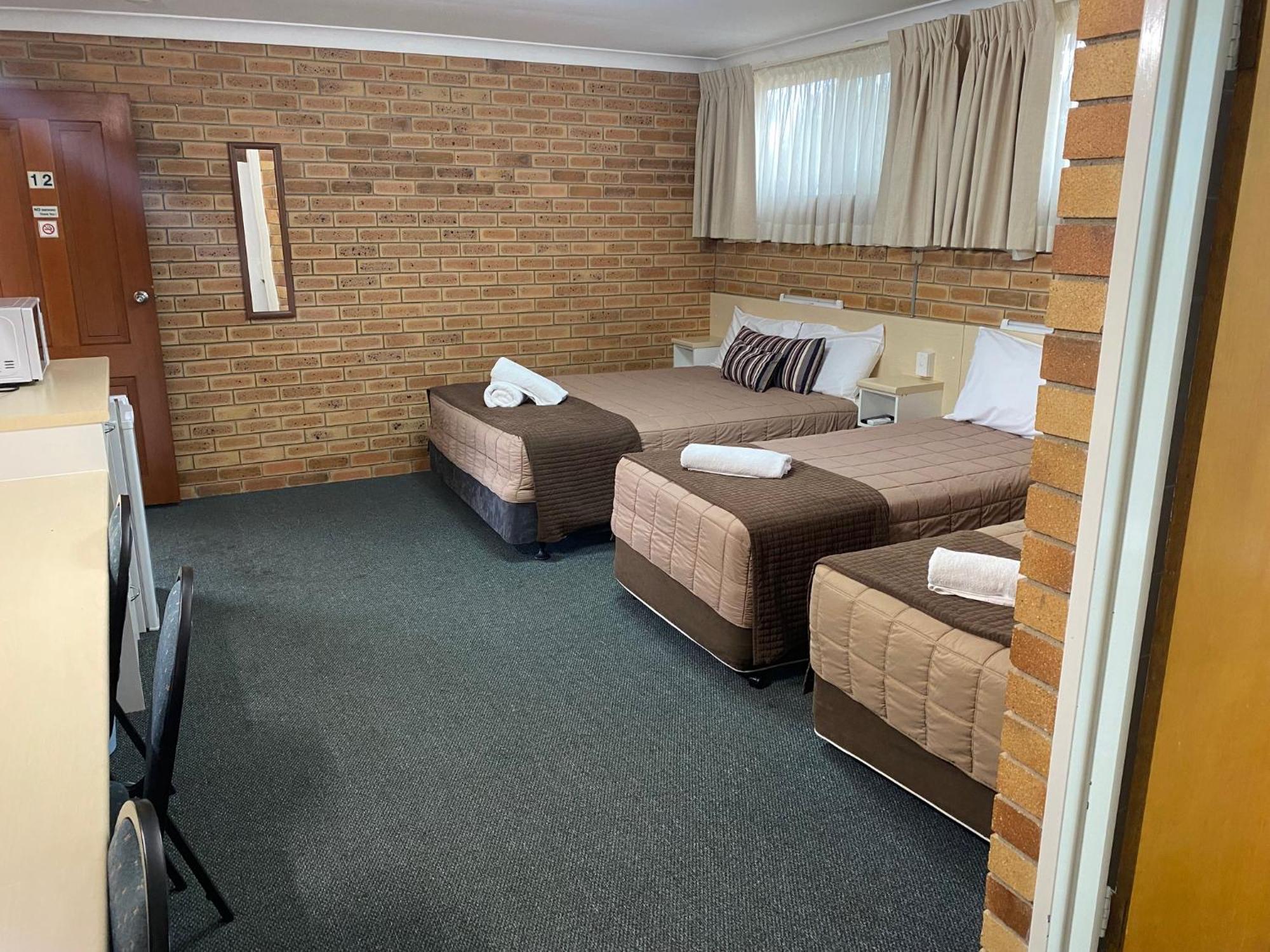 Buckaroo Motor Inn Ворік Екстер'єр фото
